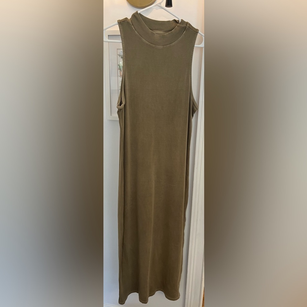 Bella Dahl Sleeveless Smocked Neck Midi Dress | NWOT Olive Green Size M